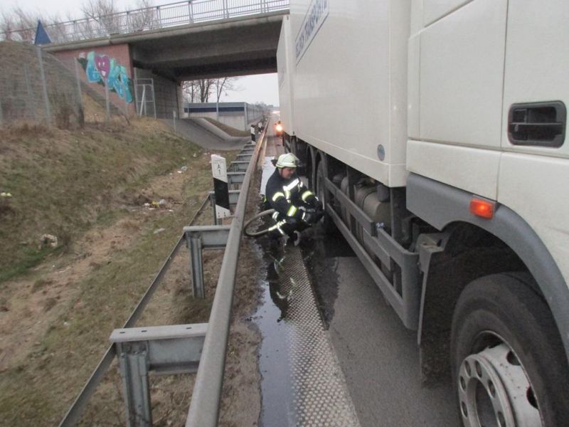 Kraftfahrzeugbrand groß (FK2)